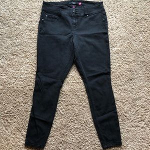 Torrid Black Jeggings Size 14 tall
